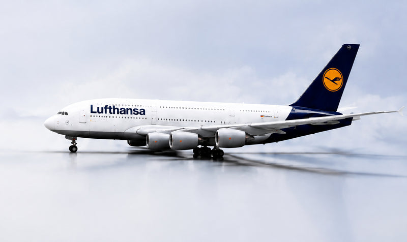 The World's FinestDiecast Brands
