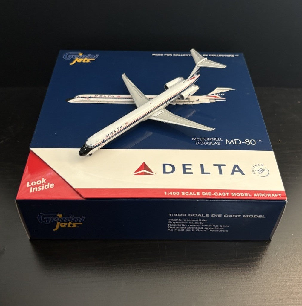 GeminiJets 1:400 Delta Air Lines McDonnell Douglas MD-80 N956DL GJDAL548 Model