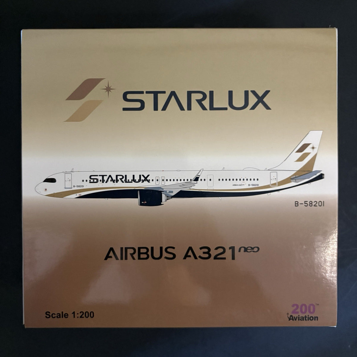 Aviation200 1:200 Starlux Airlines Airbus A321neo B-58201 AV2005 Scale Model