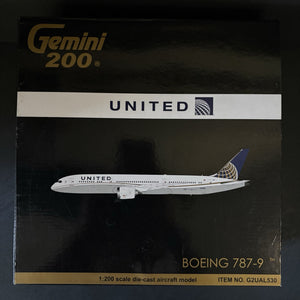 GeminiJets 1:200 United Airlines Boeing 787-9 Dreamliner N38950 G2UAL530 Model