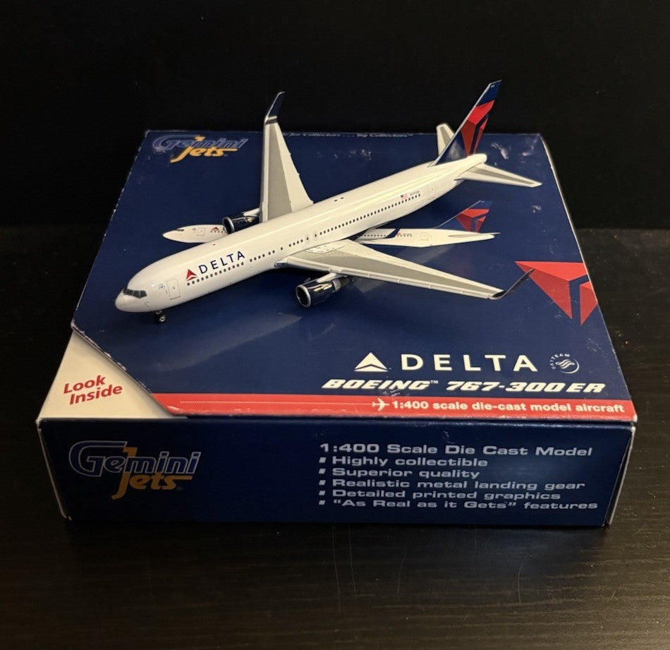 GeminiJets 1:400 Delta Air Lines Boeing 767-300ER N191DN GJDAL984 Airplane Model