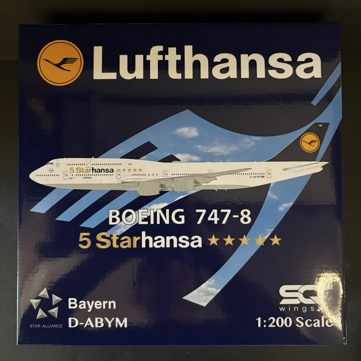 SQ Wings 1:200 Lufthansa Boeing 747-8i D-ABYM L2110 Diecast Scale Model Airplane