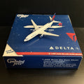 GeminiJets 1:400 Delta Air Lines Boeing 737-800 N3744F GJDAL841 Scale Model RARE