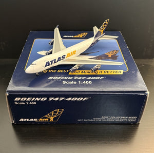 Hogan Wings 1:400 Atlas Air Boeing 747-400F N418MC Diecast Scale Model Airplane