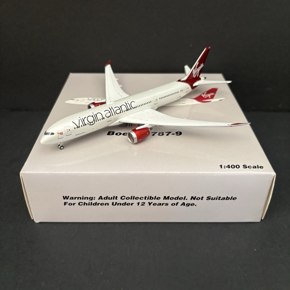 GeminiJets 1:400 Virgin Atlantic Boeing 787-9 Dreamliner G-VNEW Scale Model