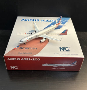 NG Models 1:400 American Airlines Airbus A321 N144AN 13002 Scale Model Airplane
