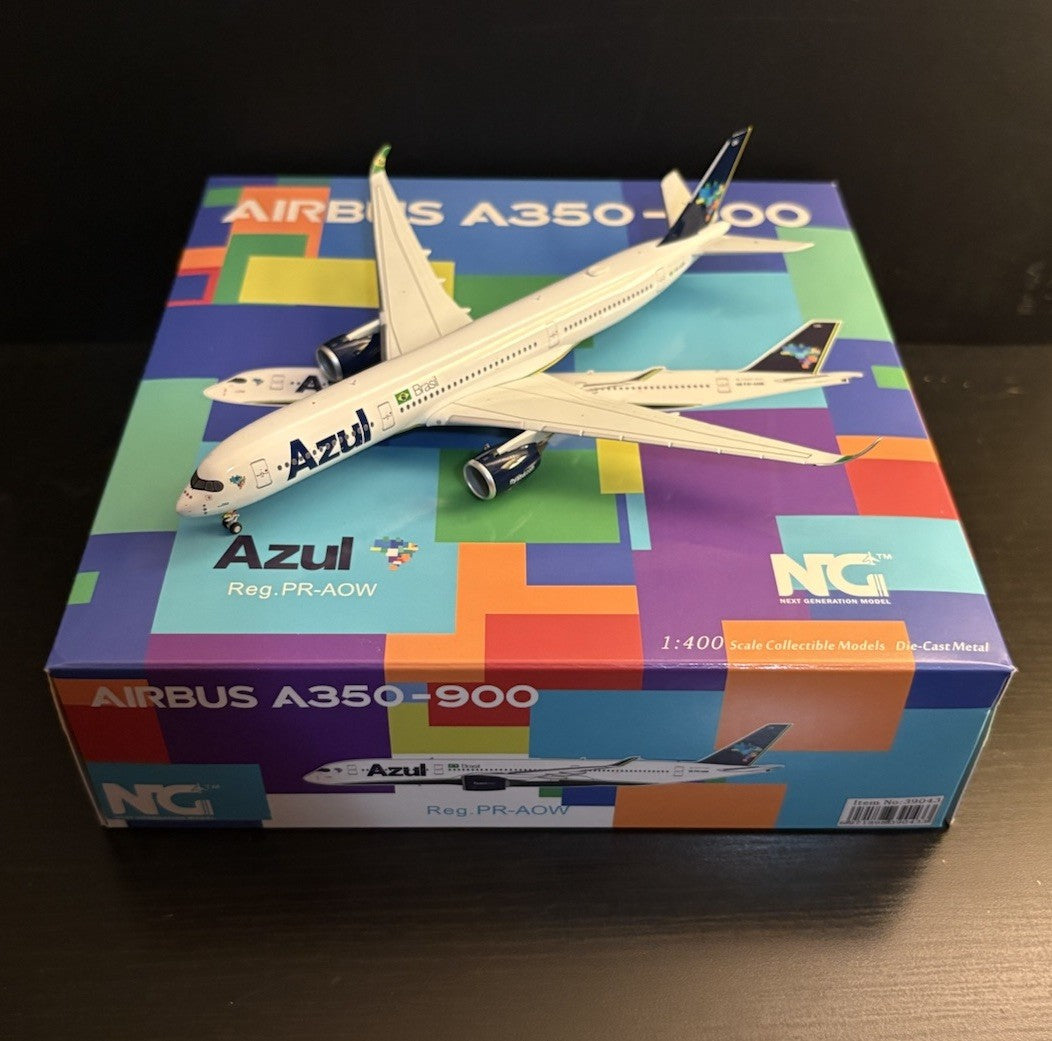 NG Models 1:400 Azul Airbus A350-900 PR-AOW 39043 Airplane Diecast Scale Model