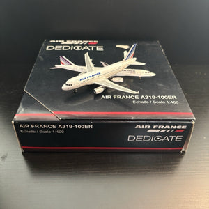 GeminiJets 1:400 Air France A319-100ER F-GRXN GJAFR848 Socatec Scale Model Plane
