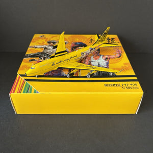 JC Wings 1:400 Bruce Lee Boeing 747-400 ATC40009 Diecast Scale Model Airplane