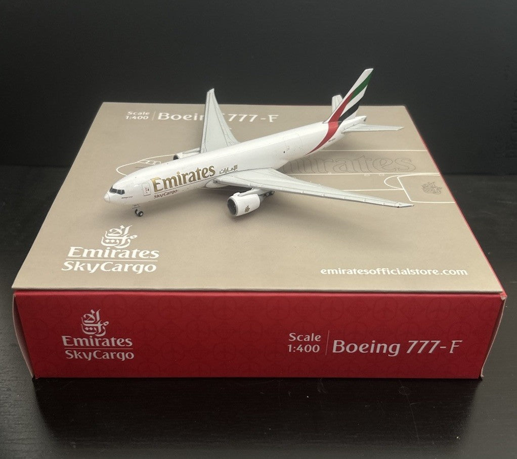 GeminiJets 1:400 Emirates Sky Cargo Boeing 777F A6-EFF GJUAE1286 Scale Diecast