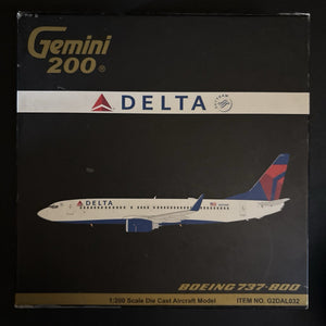 GeminiJets 1:200 Delta Air Lines Boeing 737-800 N3744F G2DAL032 Scale Model