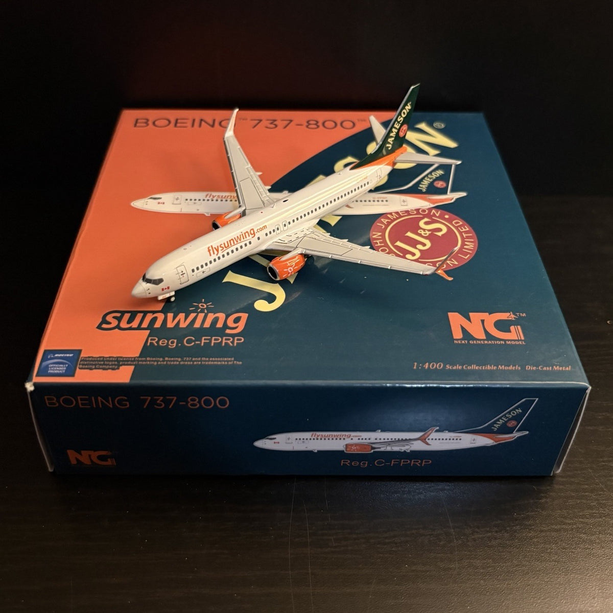 NG Models 1:400 Sunwing Airlines Boeing 737-800 C-FPRP 58089 Jameson Whiskey