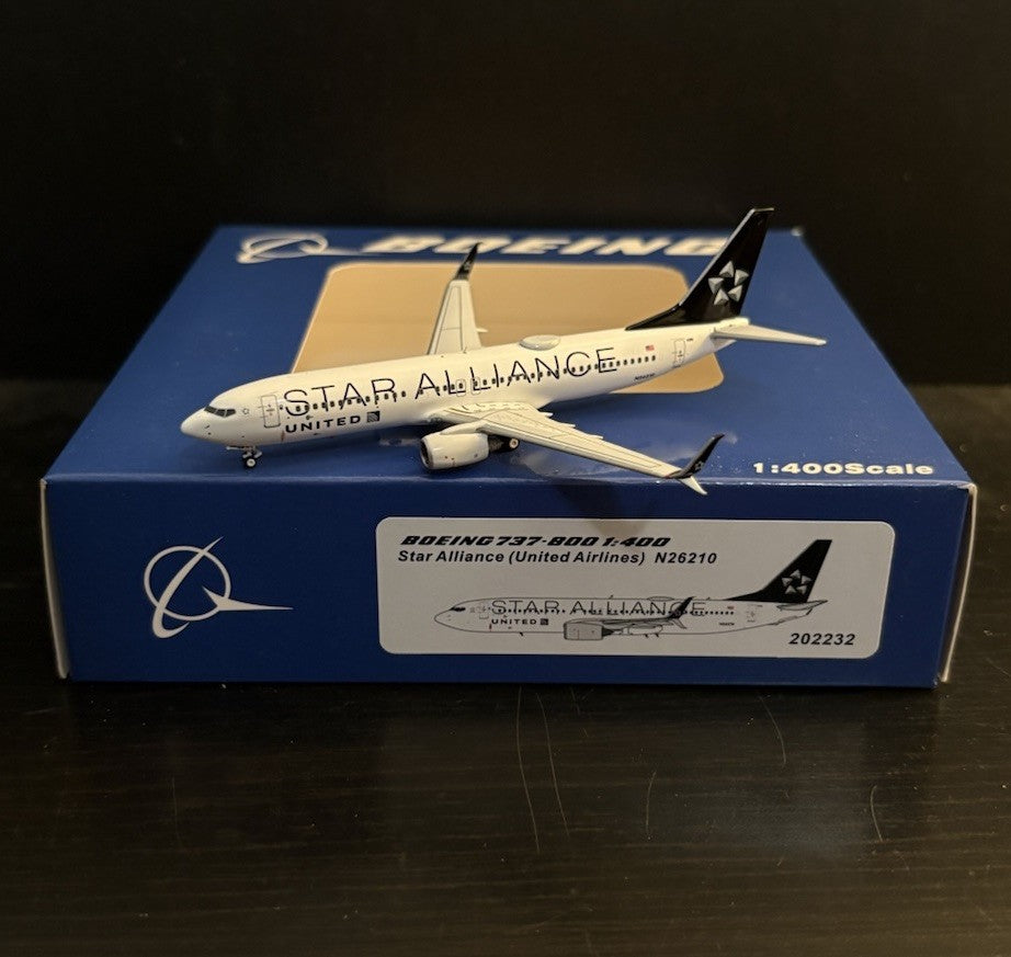 Panda Models 1:400 United Airlines Boeing 737-800 202232 N26210 Star Alliance