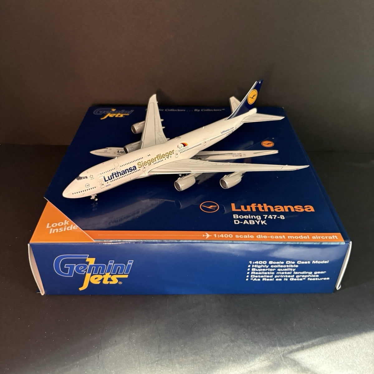 GeminiJets 1:400 Lufthansa Boeing 747-8 D-ABYK GJDLH1606 Fanhansa World Cup