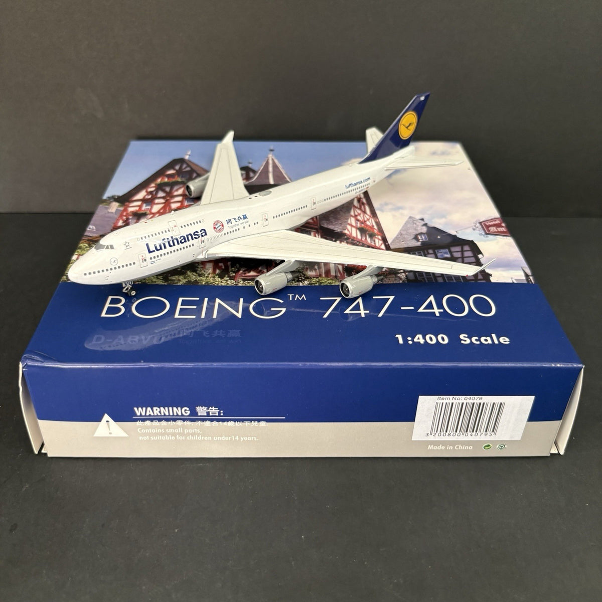 Phoenix Model 1:400 Lufthansa Boeing 747-400 D-ABVU FC Bayern 04079 Scale Plane