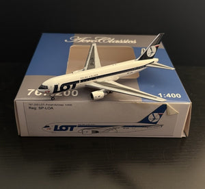 Aeroclassics 1:400 LOT Polish Airlines Boeing 767-200 SP-LOA ACSPLOA Scale Model