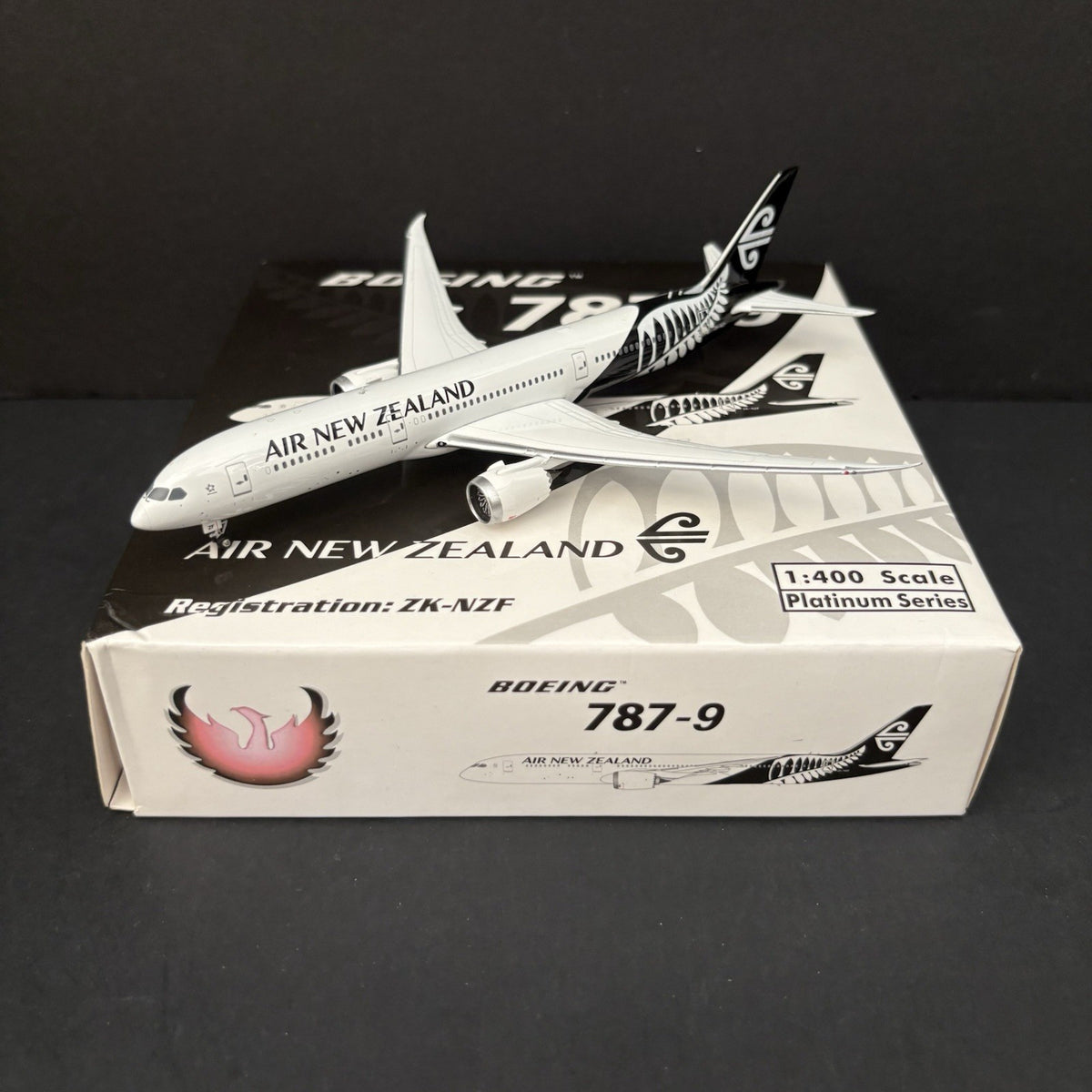 Phoenix Model 1:400 Air New Zealand Boeing 787-9 ZK-NZF Scale Diecast PH411012