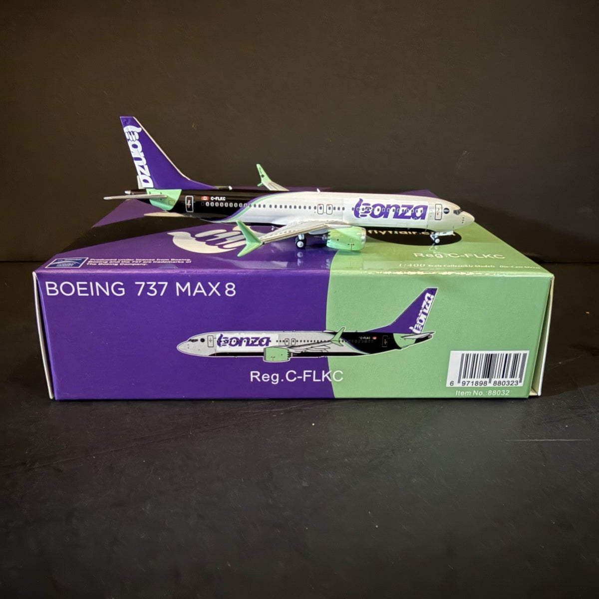 NG Models 1:400 Bonza Boeing 737 MAX 8 C-FLKC 88032 Flair Flonza Scale Diecast
