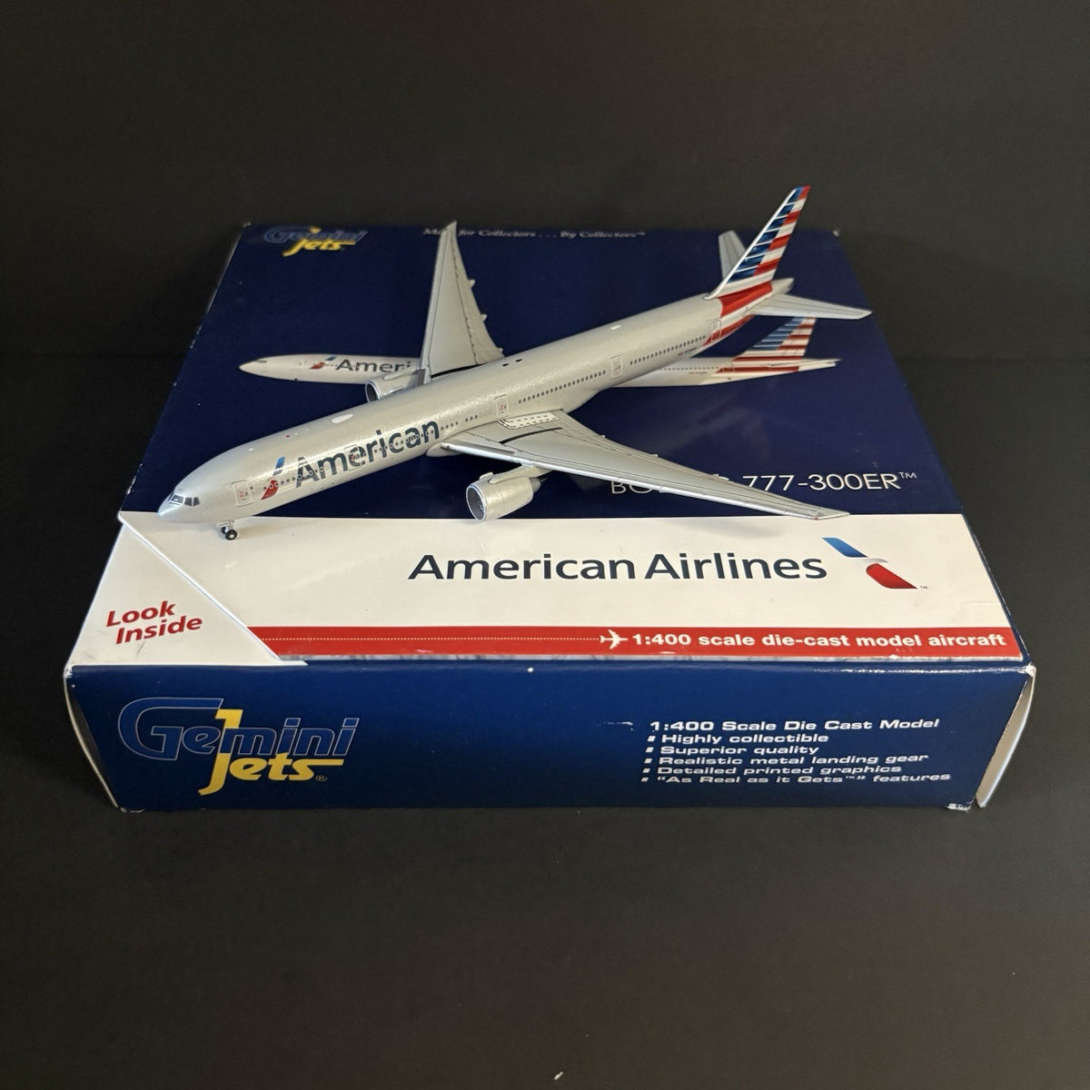 GeminiJets 1:400 American Airlines Boeing 777-300ER N718AN GJAAL1279 Scale Model
