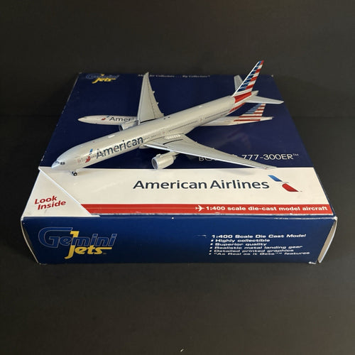 GeminiJets 1:400 American Airlines Boeing 777-300ER N718AN GJAAL1279 Scale Model