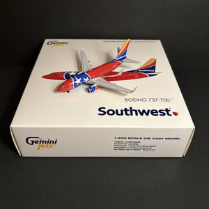 GeminiJets 1:400 Southwest Airlines Boeing 737-700 N922WN Tennessee One Model