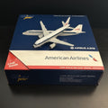 GeminiJets 1:400 American Airlines Airbus A319 Scale Model N745VJ GJAAL1133