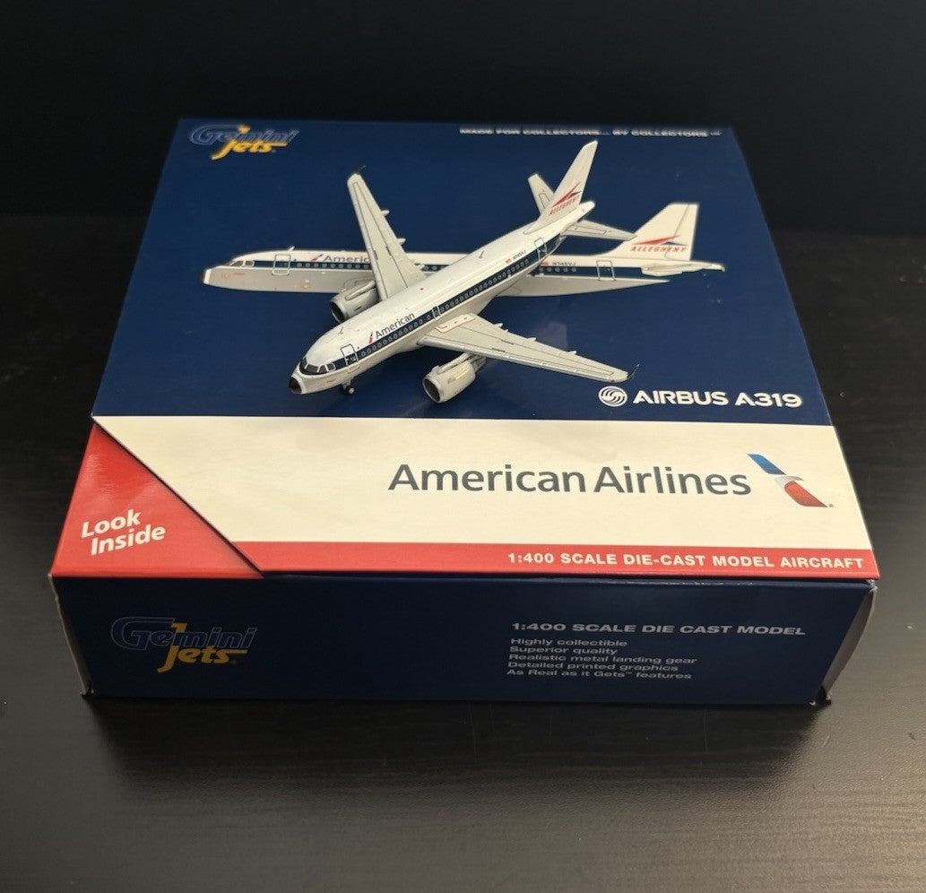 GeminiJets 1:400 American Airlines Airbus A319 Scale Model N745VJ GJAAL1133