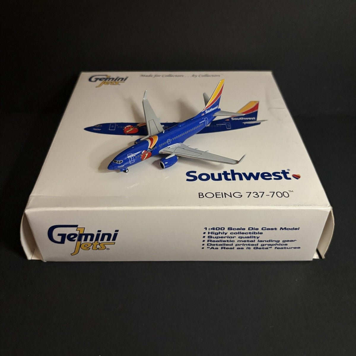 GeminiJets 1:400 Southwest Airlines Boeing 737-700 N409WN GJSWA1577 Scale Model