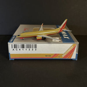 Aeroclassics 1:400 Southwest Airlines Boeing 737 MAX 8 N871HK AC411222 Retro
