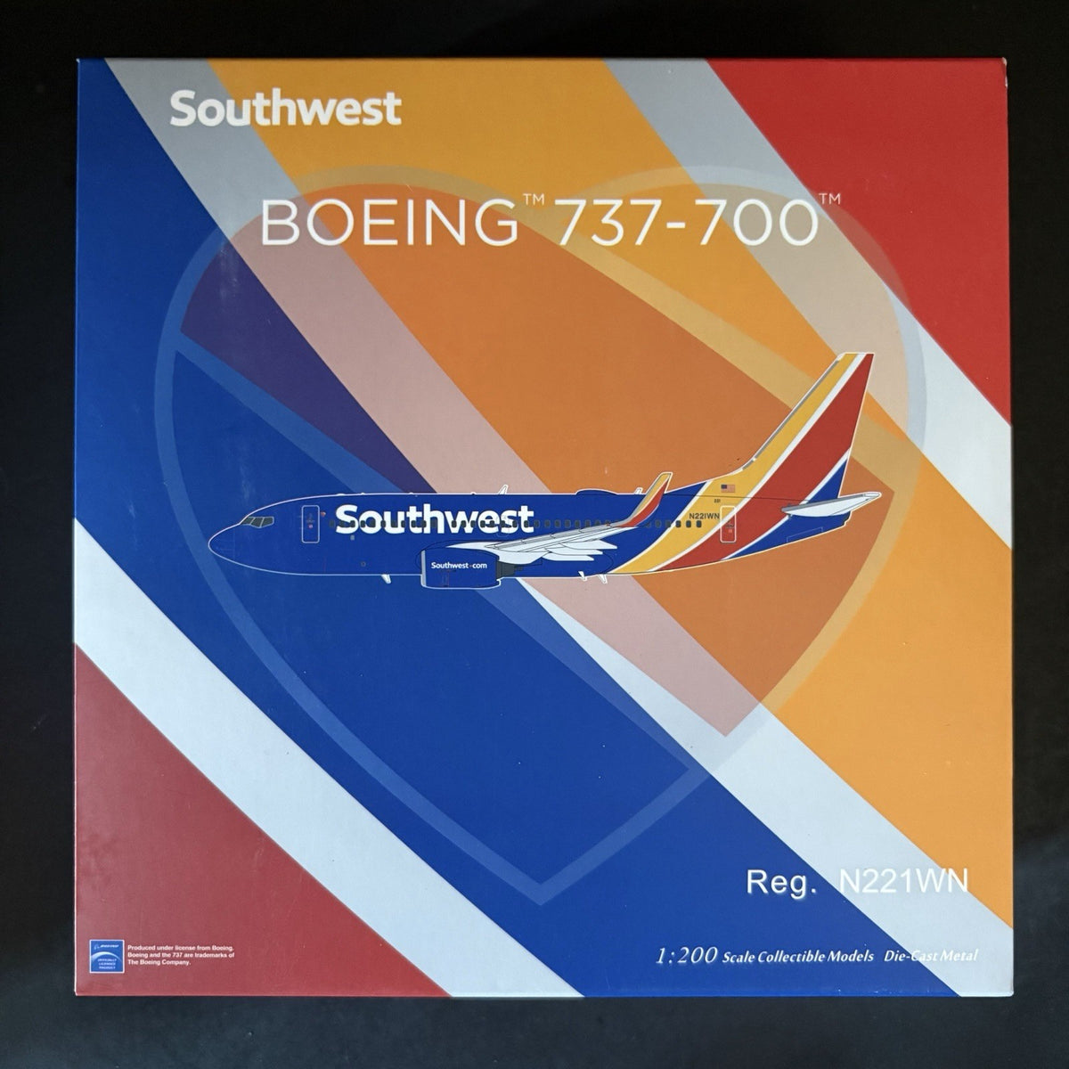 NG Models 1:200 Southwest Airlines Boeing 737-700 N221WN 05006 Scale Model Plane