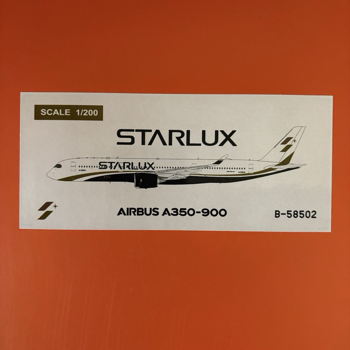 JC Wings 1:200 Starlux Airlines Airbus A350-900XWB B-58502 EW2359007A Flaps Down