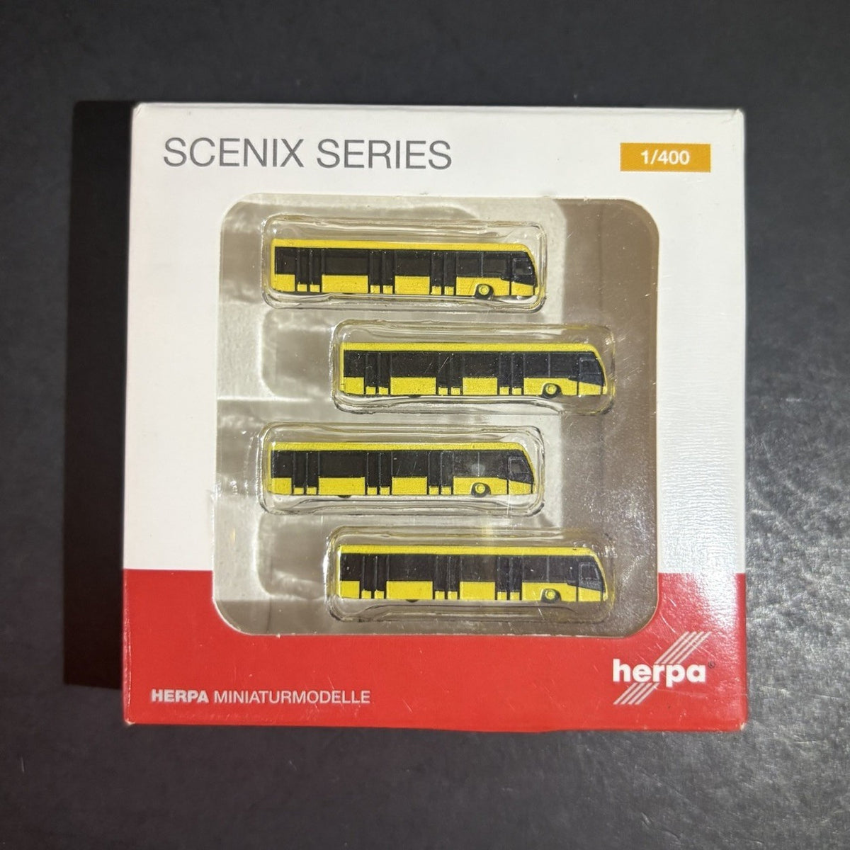 Herpa 1:400 Scenix Airport Bus Set 4 Yellow Buses Scale Model Airplane Airport