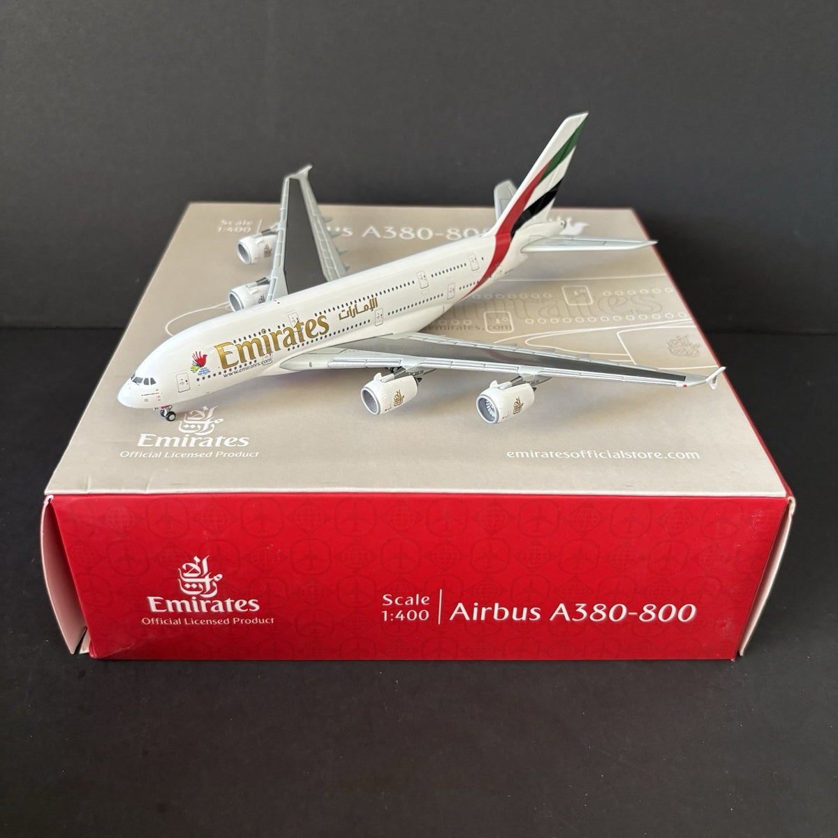 GeminiJets 1:400 Emirates Airbus A380-800 A6-EEE GJUAE1291 Scale Model Diecast