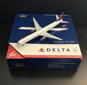 GeminiJets 1:400 Delta Air Lines Boeing 757-300 N590NW GJDAL2098 Scale Model