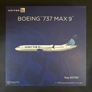 NG Models 1:200 United Airlines Boeing 737 MAX 9 N37555 94001 Scale Model