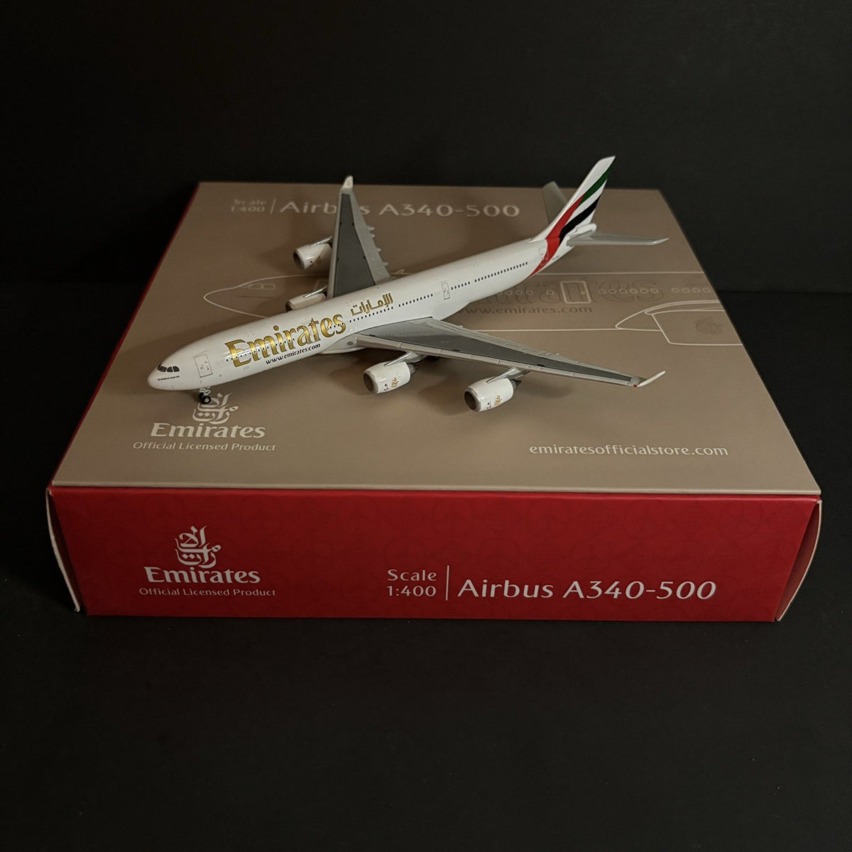 GeminiJets 1:400 Emirates Airbus A340-500 A6-ERH GJUAE1373 Scale Model Airplane