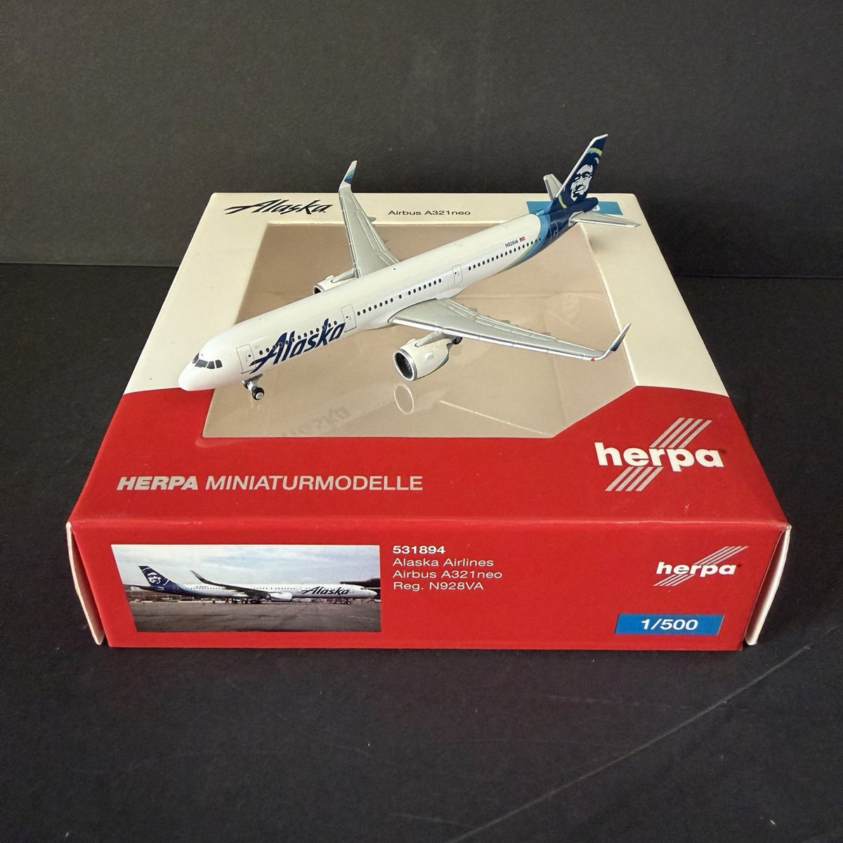Herpa 1:500 Alaska Airlines Airbus A321neo N928VA 531894 Scale Model Airplane