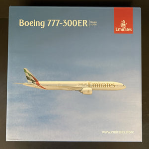 GeminiJets 1:200 Emirates Boeing 777-300ER A6-EQH G2UAE1441 Diecast Scale Model