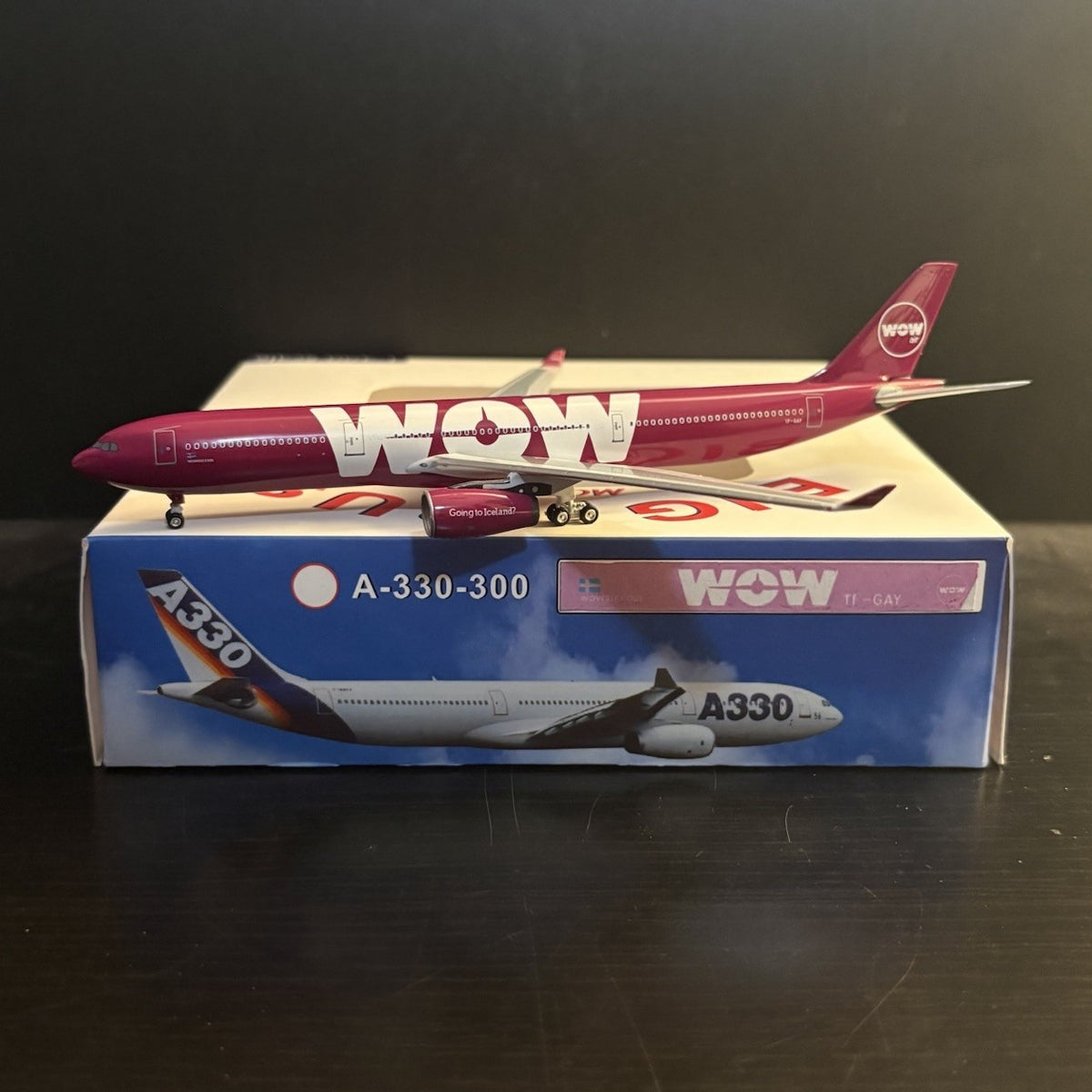Aeroclassics 1:400 WOW Air Airbus A330-300 TF-GAY ACTFGAY Scale Airplane Model