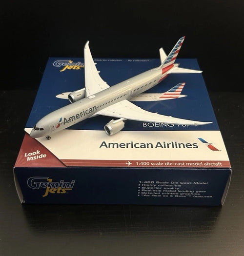 GeminiJets 1:400 American Airlines Boeing 787-9 Dreamliner N820AL GJAAL1603