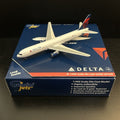 GeminiJets 1:400 Delta Air Lines Boeing 767-300 N125DL GJDAL809 Airplane Model