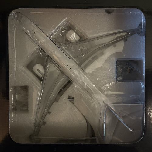 GeminiJets 1:200 Air France Cargo Boeing 777F F-GUOC G2AFR956 Scale Model Plane