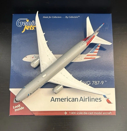 GeminiJets 1:400 American Airlines Boeing 787-9 Dreamliner N820AL GJAAL1603