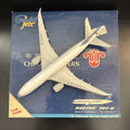 GeminiJets 1:400 China Southern Boeing 787-8 Dreamliner B-2354 GJCSN668 Model