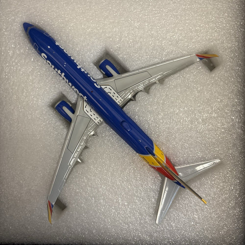 GeminiJets 1:200 Southwest Airlines Boeing 737-800 N8653A G2SWA682 Scale Model