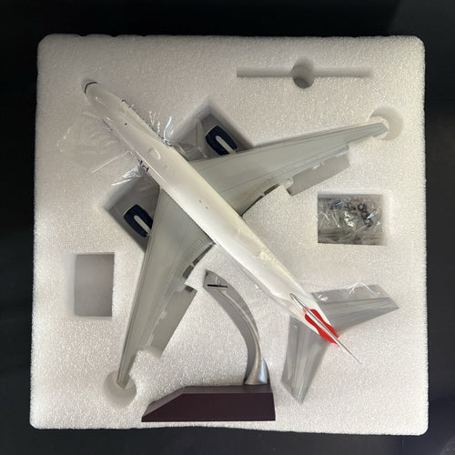 GeminiJets 1:200 British Airways Boeing 777-200ER G-YMMR G2BAW1226 Scale Model