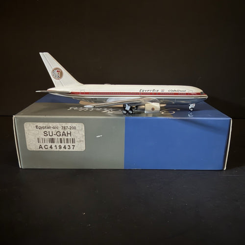 Aeroclassics 1:400 EgyptAir Boeing 767-200ER SU-GAH 1980s Scale Model Diecast
