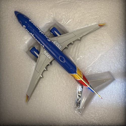 GeminiJets 1:200 Southwest Airlines Boeing 737 MAX 8 N8730Q G2SWA1008 Model