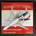 Phoenix Model 1:400 Turkish Airlines Boeing 777-300 TC-JJN Batman Superman 04091