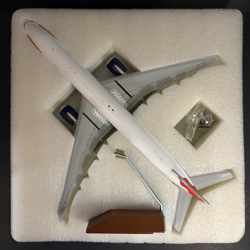 GeminiJets 1:200 British Airways Boeing 777-300ER G-STBG G2BAW541 Scale Model